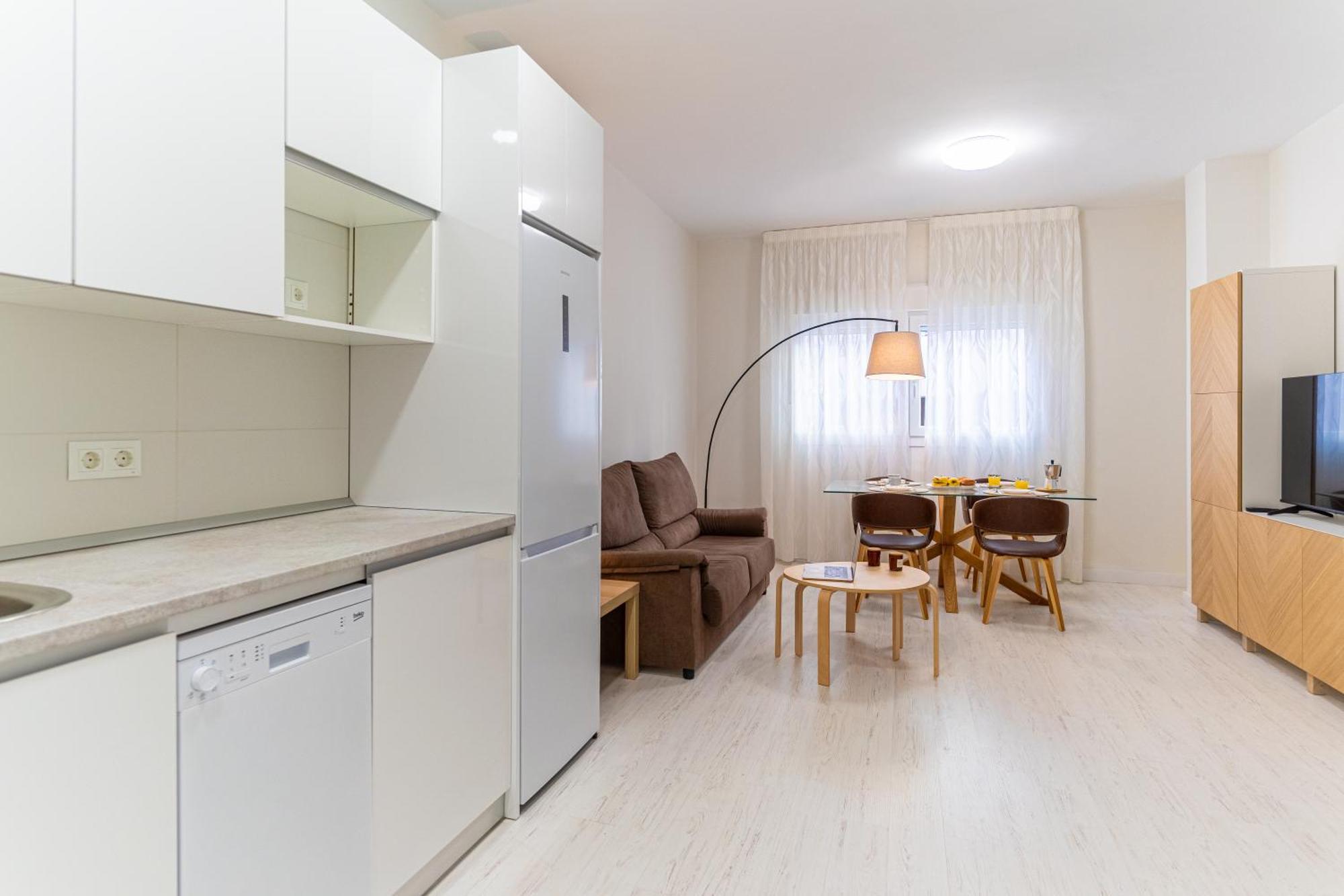 Trendyhomes City Center Алмерия Екстериор снимка