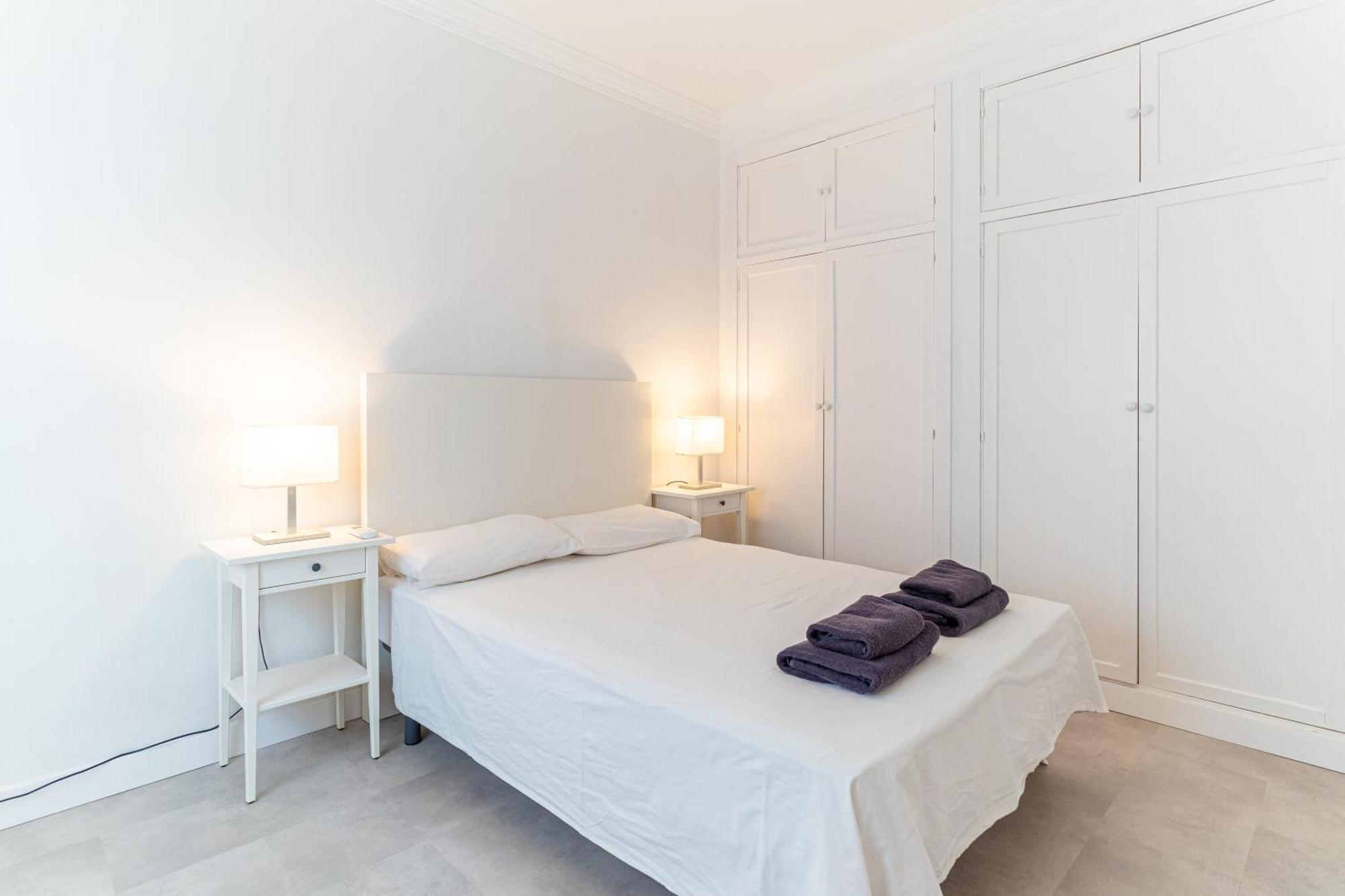 Trendyhomes City Center Алмерия Екстериор снимка