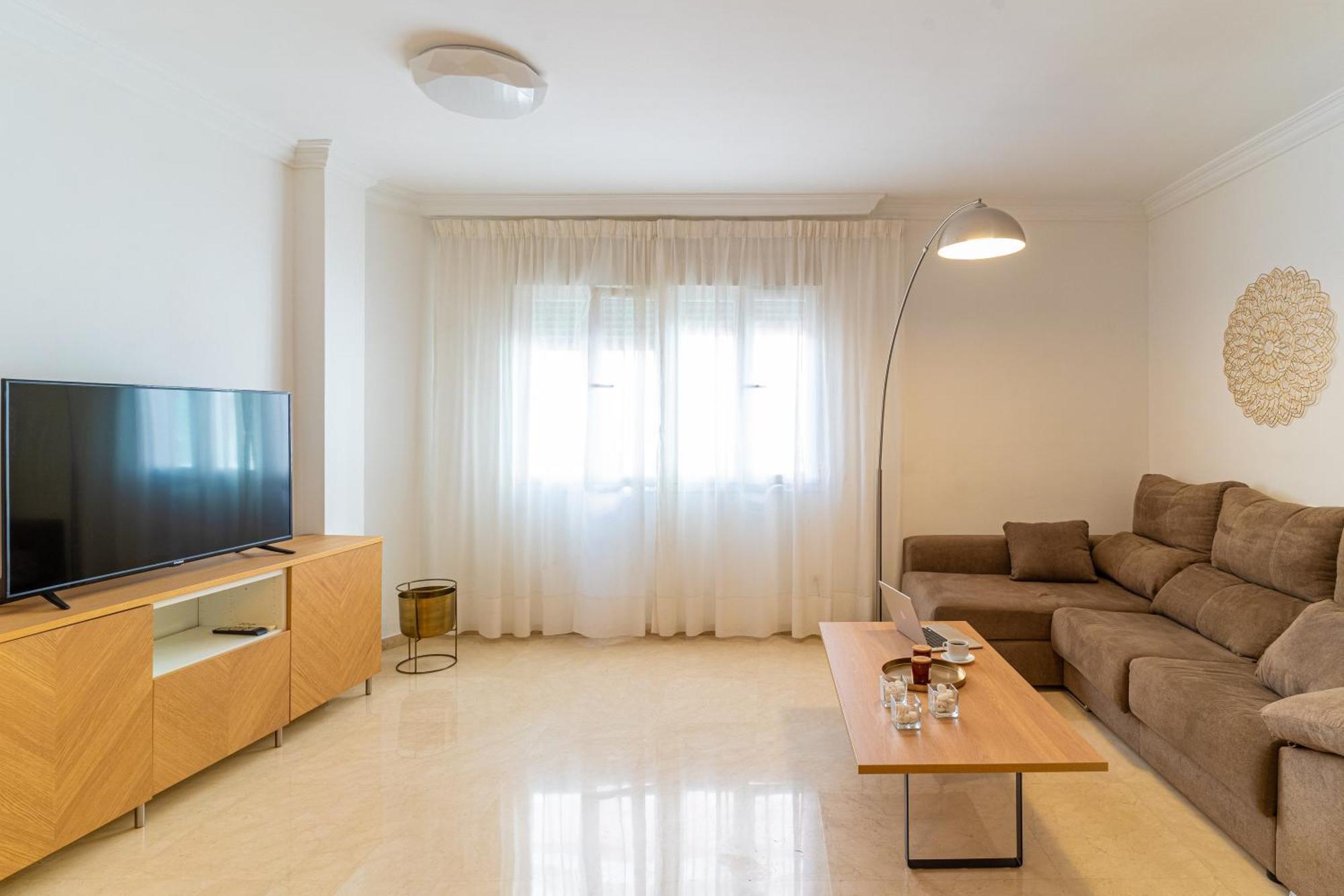 Trendyhomes City Center Алмерия Екстериор снимка