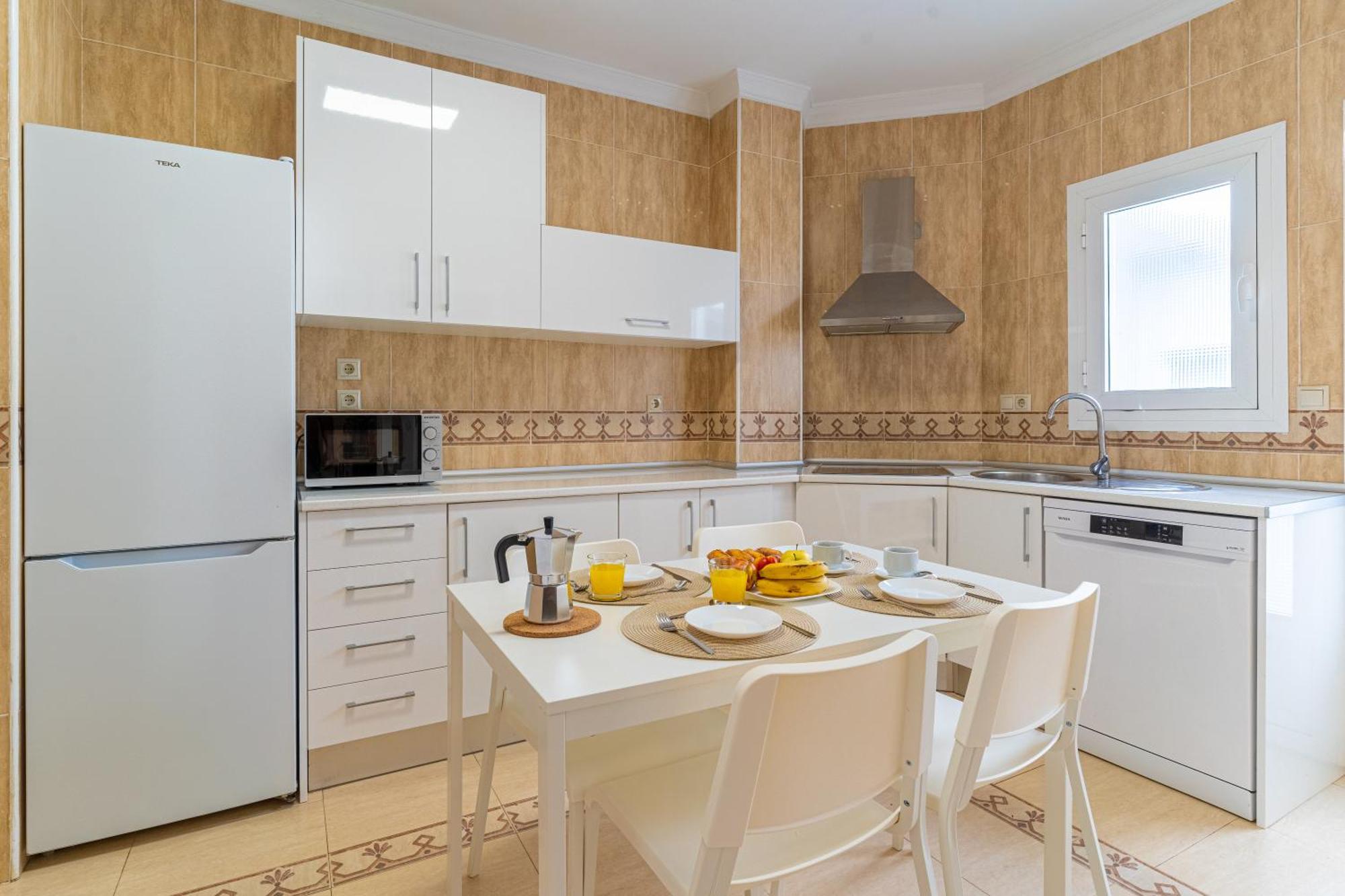 Trendyhomes City Center Алмерия Екстериор снимка