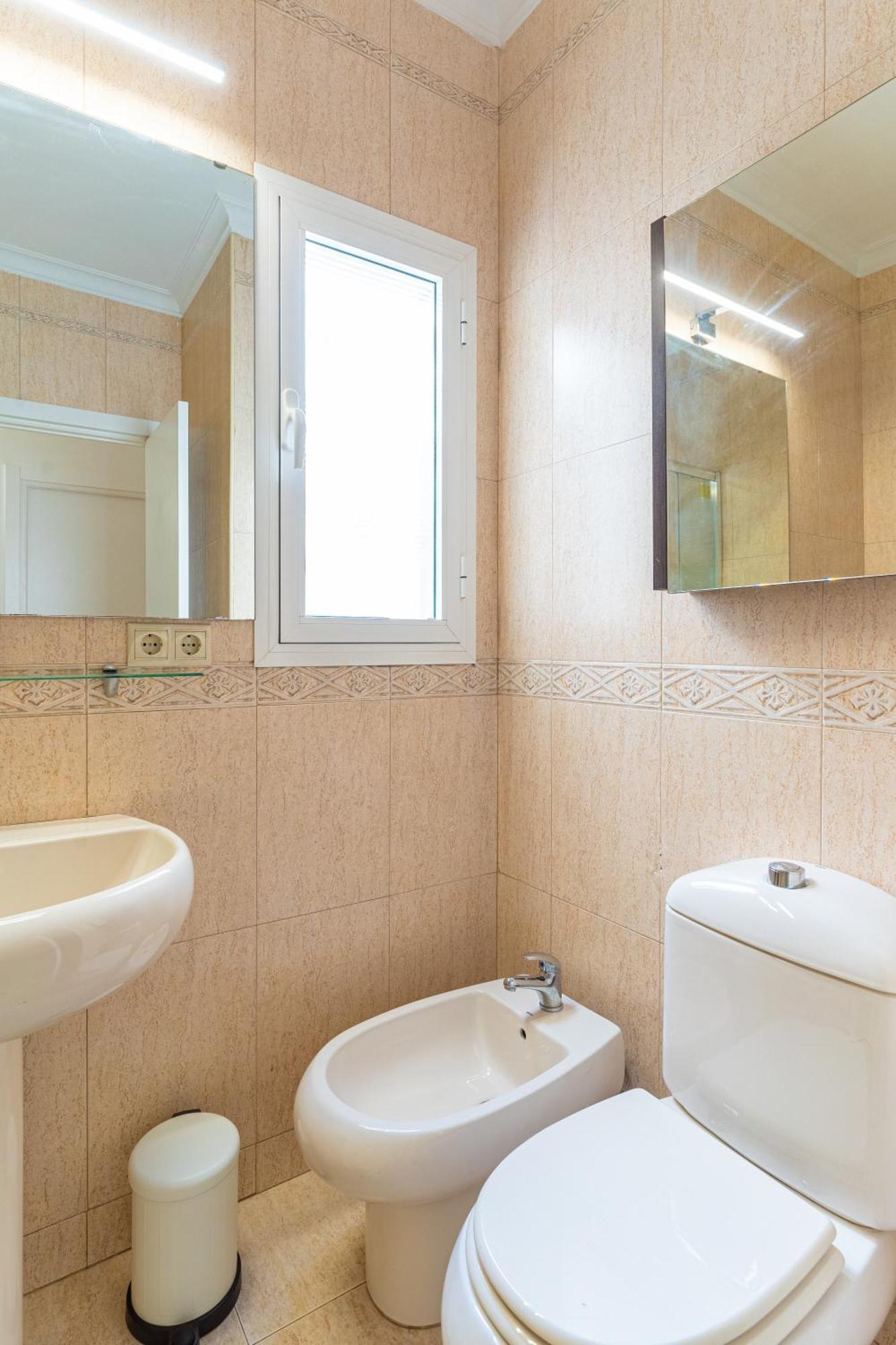 Trendyhomes City Center Алмерия Екстериор снимка
