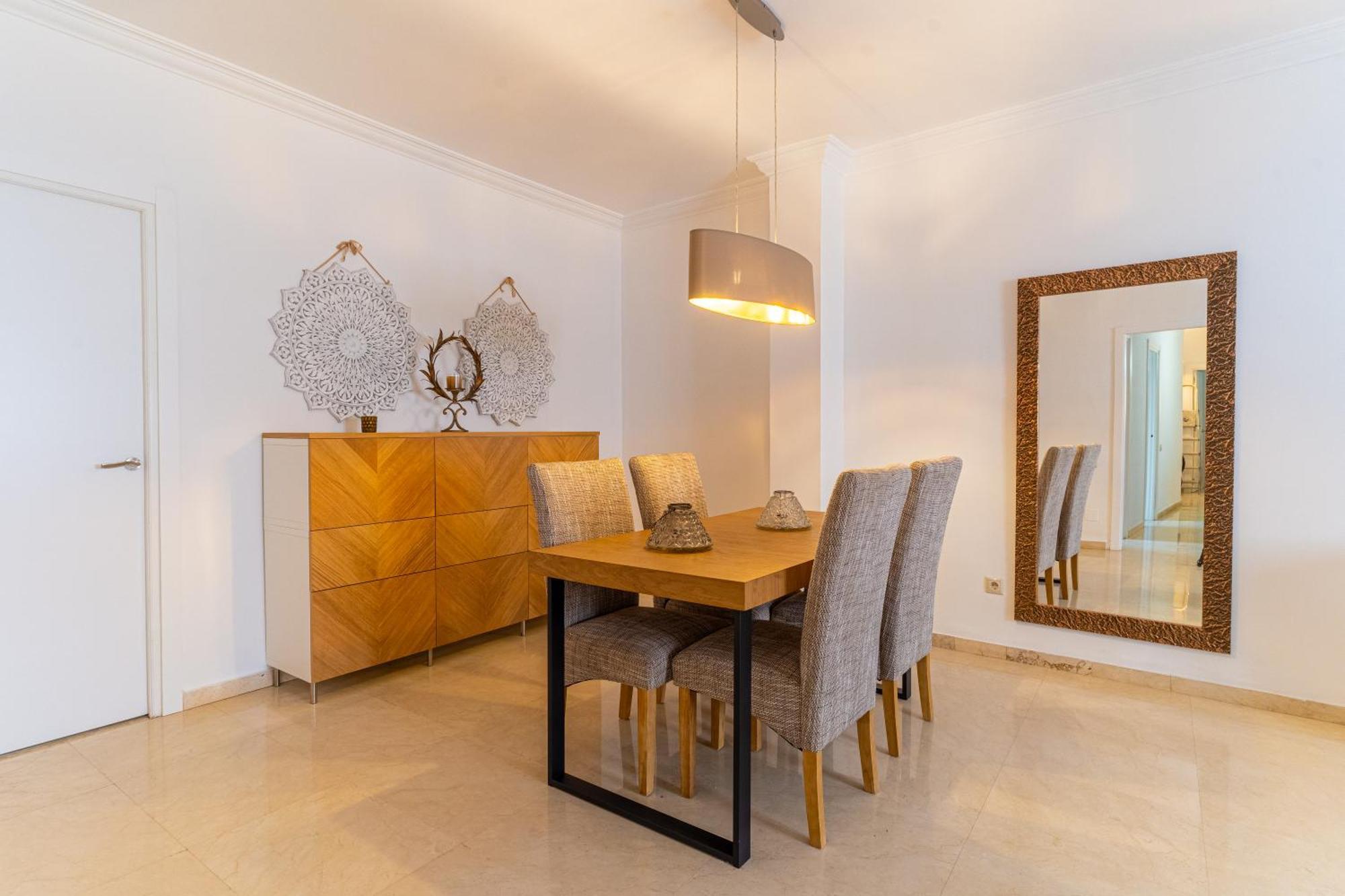 Trendyhomes City Center Алмерия Екстериор снимка